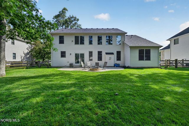 8855 Walnut Trail, Sylvania, OH 43560