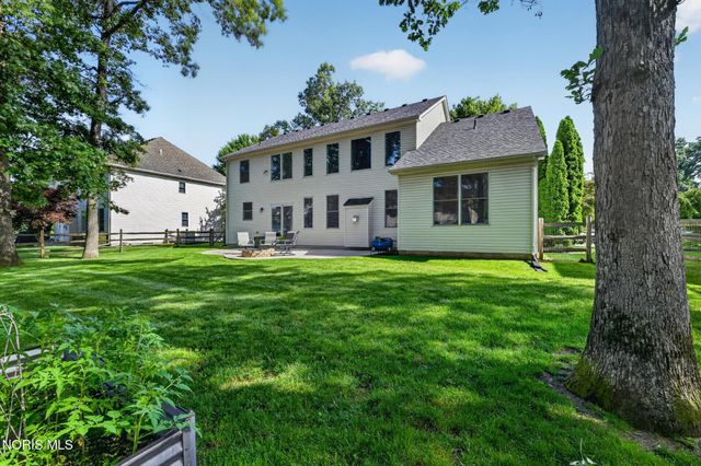 8855 Walnut Trail, Sylvania, OH 43560