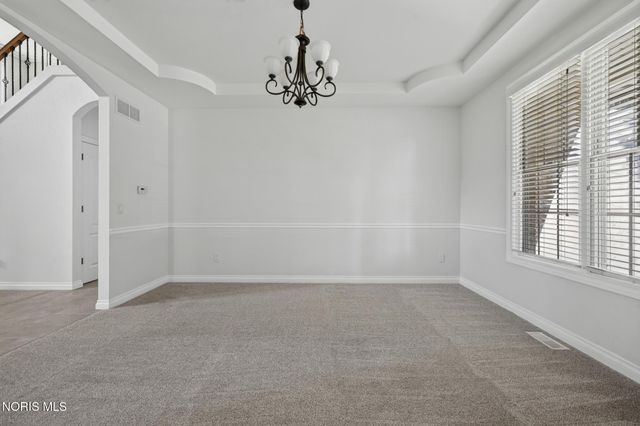 8855 Walnut Trail, Sylvania, OH 43560
