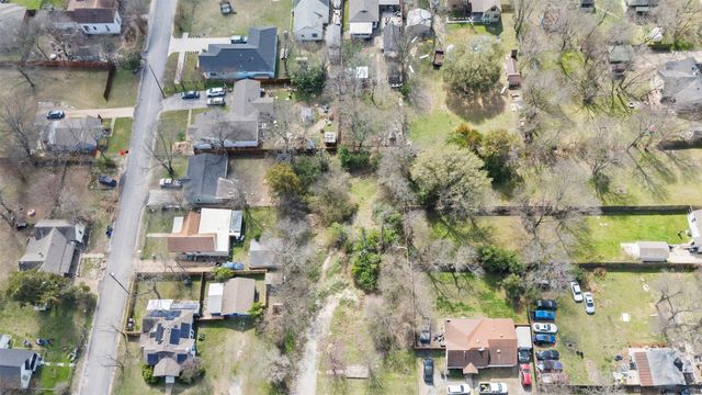 124 E 6th Street, Lancaster, TX 75146