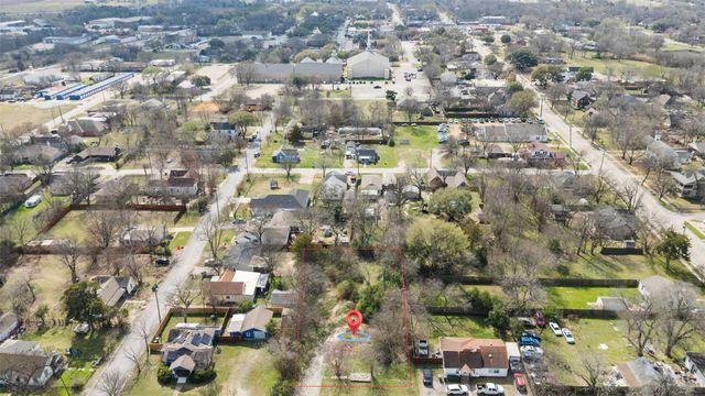 124 E 6th Street, Lancaster, TX 75146