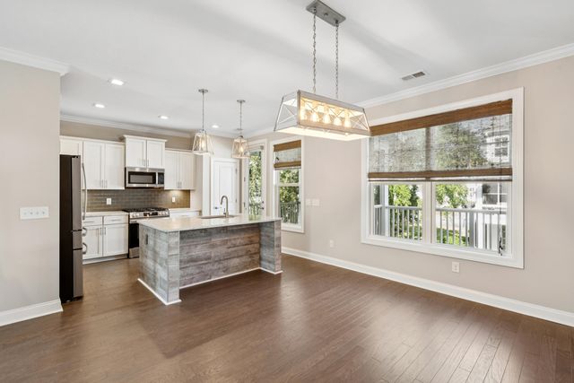 2216 Hamlin Sound Circle Circle, Mount Pleasant, SC 29466