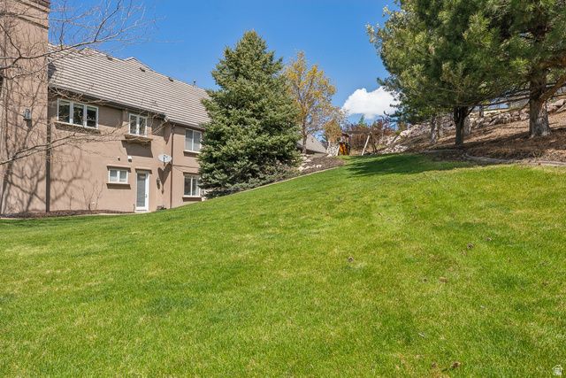 1714 RIDGE POINT DR, Bountiful, UT 84010