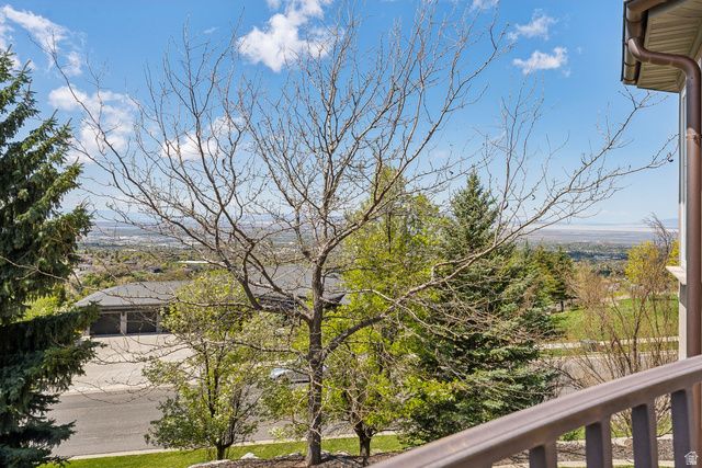 1714 RIDGE POINT DR, Bountiful, UT 84010