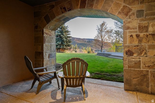 1714 RIDGE POINT DR, Bountiful, UT 84010