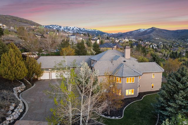 1714 RIDGE POINT DR, Bountiful, UT 84010