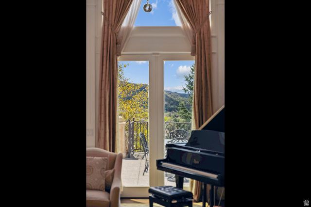 1714 RIDGE POINT DR, Bountiful, UT 84010