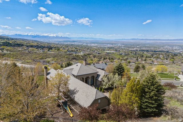 1714 RIDGE POINT DR, Bountiful, UT 84010