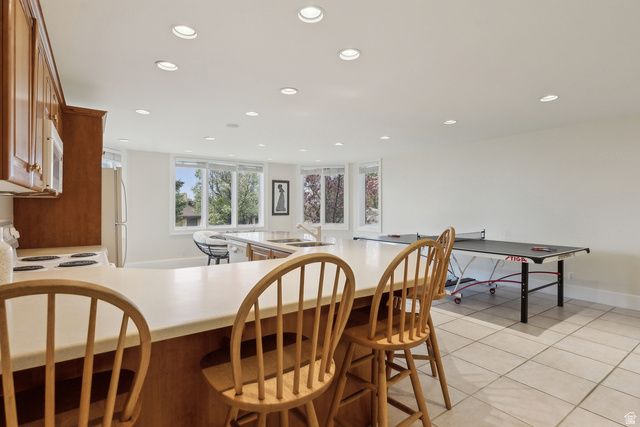 1714 RIDGE POINT DR, Bountiful, UT 84010