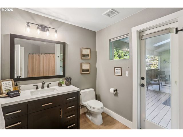 19609 Nw 9TH Ct, Ridgefield, WA 98642