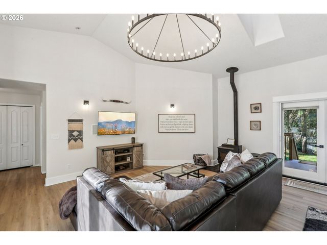19609 Nw 9TH Ct, Ridgefield, WA 98642