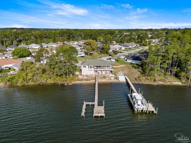 2508 Redoubt Ave, Pensacola, FL 32507