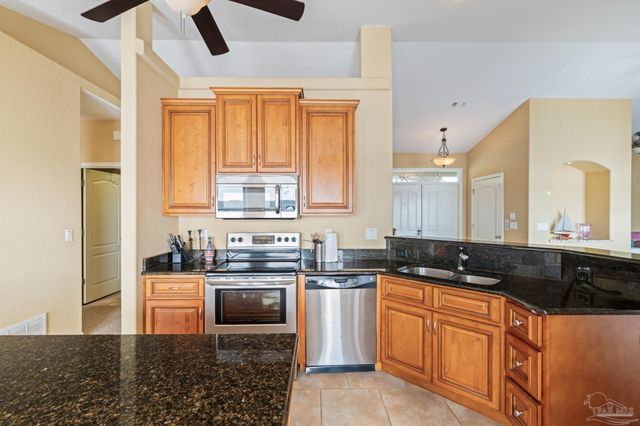 2508 Redoubt Ave, Pensacola, FL 32507