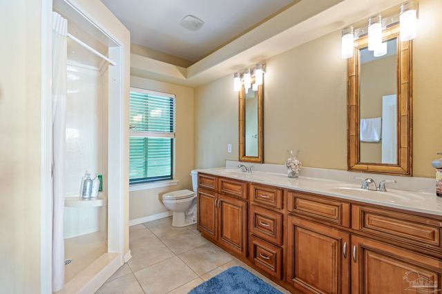 2508 Redoubt Ave, Pensacola, FL 32507