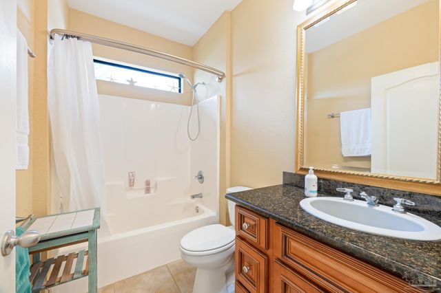 2508 Redoubt Ave, Pensacola, FL 32507