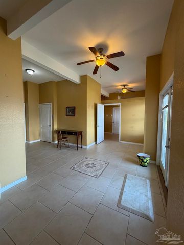 2508 Redoubt Ave, Pensacola, FL 32507