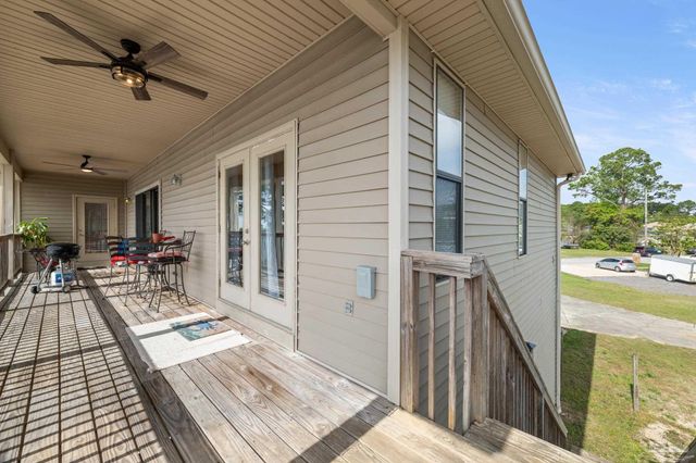 2508 Redoubt Ave, Pensacola, FL 32507