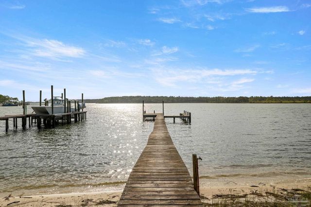 2508 Redoubt Ave, Pensacola, FL 32507