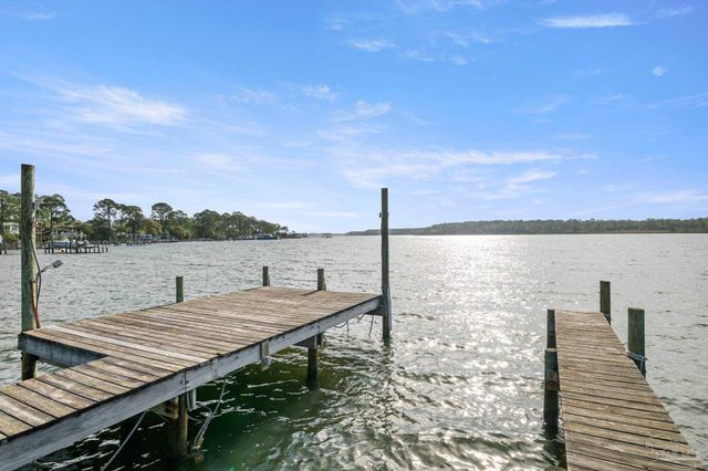 2508 Redoubt Ave, Pensacola, FL 32507