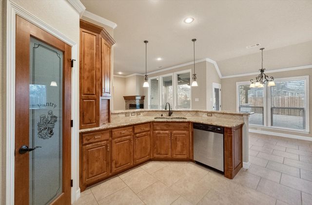 1109 Alexander Court, Midlothian, TX 76065