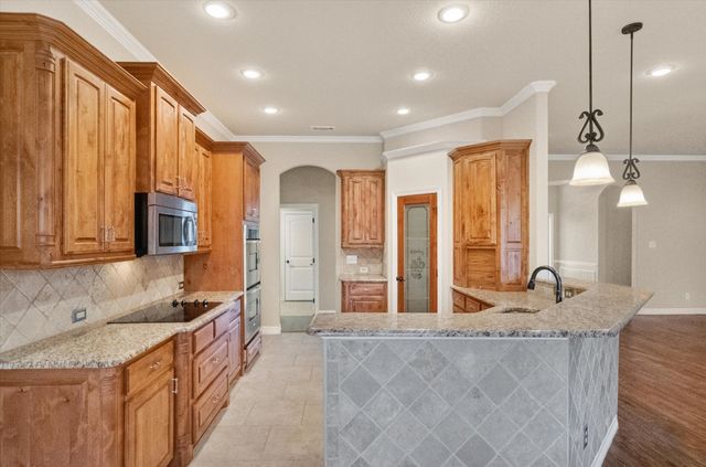 1109 Alexander Court, Midlothian, TX 76065