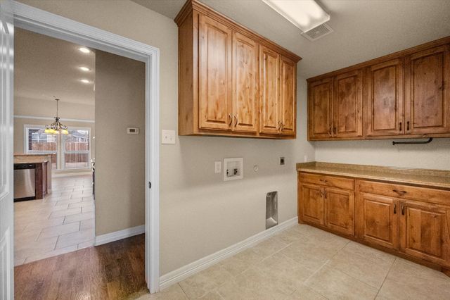 1109 Alexander Court, Midlothian, TX 76065