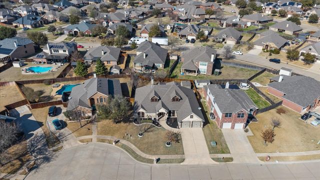 1109 Alexander Court, Midlothian, TX 76065