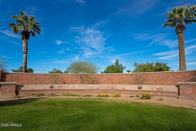 1058 E WHITTON Avenue, Phoenix, AZ 85014