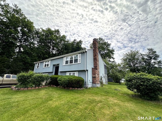 27 Eagleton Drive, Windsor, CT 06095