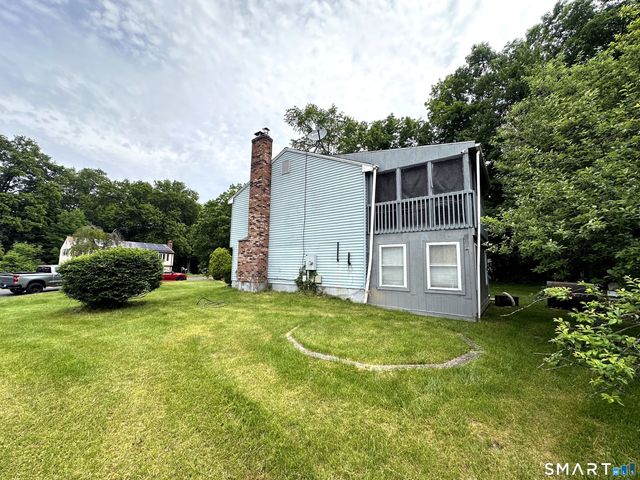 27 Eagleton Drive, Windsor, CT 06095