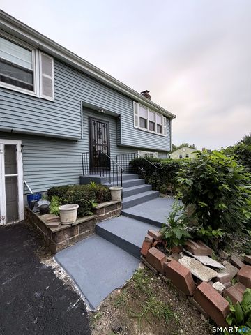 27 Eagleton Drive, Windsor, CT 06095