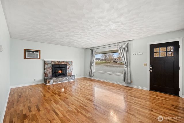 1517 Pine, Wenatchee, WA 98801