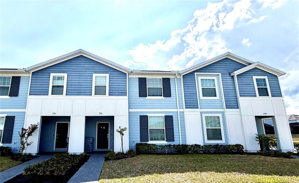 996 PARADISE DRIVE, Davenport, FL 33897