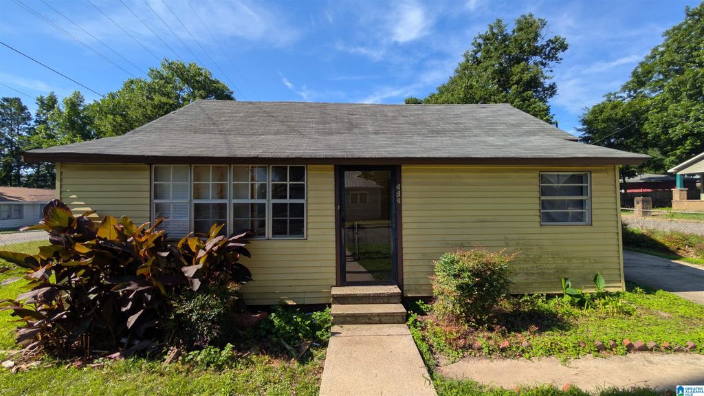 212 MORGAN ROAD, Bessemer, AL 35020