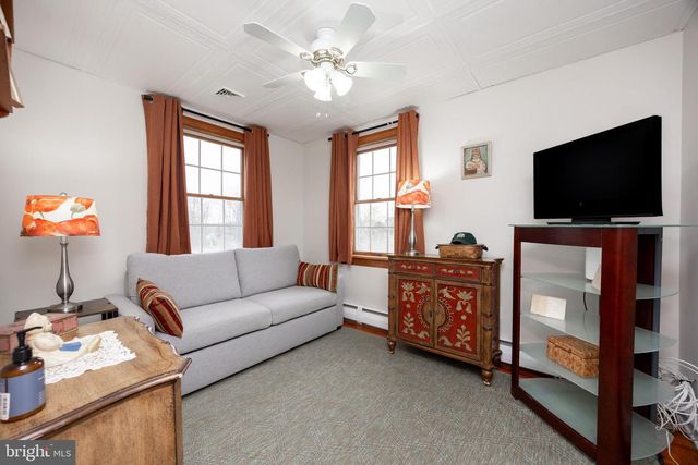 457 FRUIT FARM RD, Royersford, PA 19468