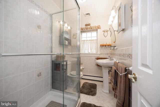 457 FRUIT FARM RD, Royersford, PA 19468