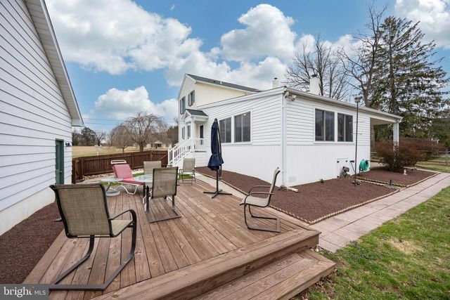 457 FRUIT FARM RD, Royersford, PA 19468