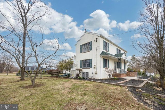 457 FRUIT FARM RD, Royersford, PA 19468