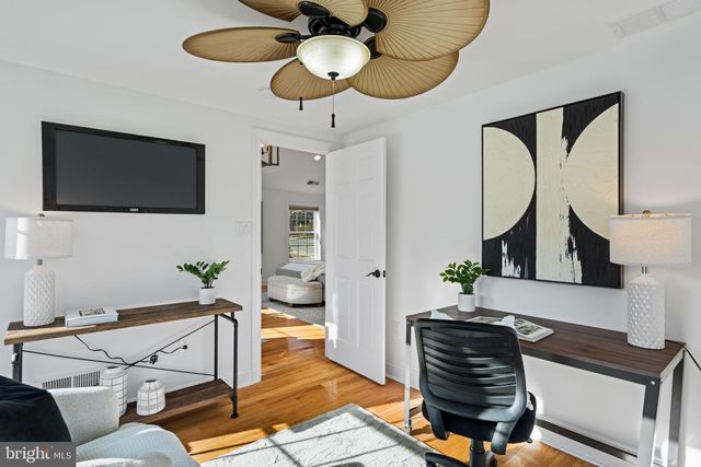 727 E MANOA RD, Havertown, PA 19083