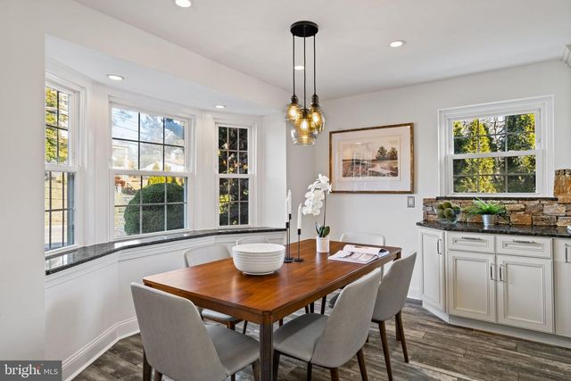 727 E MANOA RD, Havertown, PA 19083