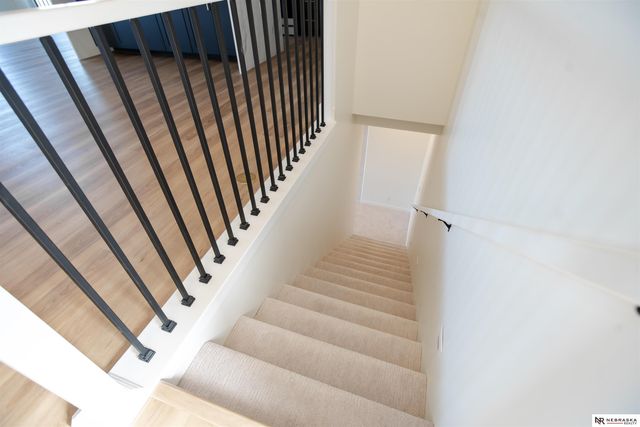 8700 Honeybee Lane, Lincoln, NE 68526