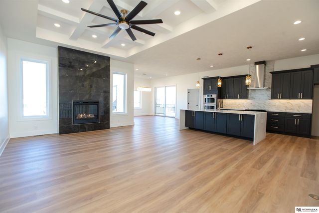 8700 Honeybee Lane, Lincoln, NE 68526