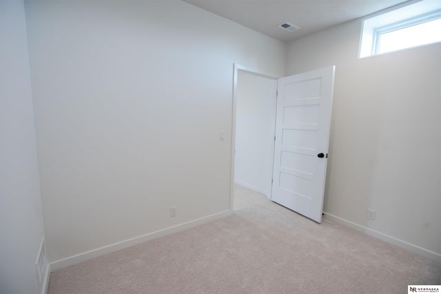 8700 Honeybee Lane, Lincoln, NE 68526