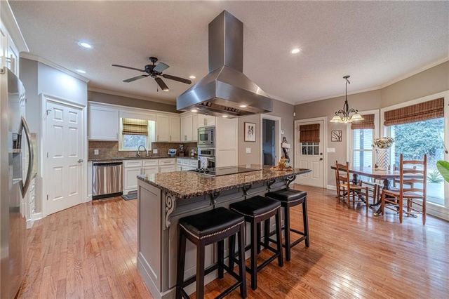 2049 Burgundy Drive, Braselton, GA 30517