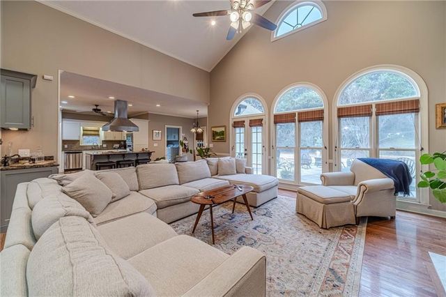 2049 Burgundy Drive, Braselton, GA 30517