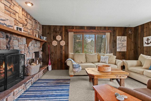 1037 S Archers Way, Nekoosa, WI 54457