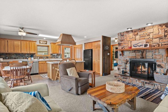 1037 S Archers Way, Nekoosa, WI 54457