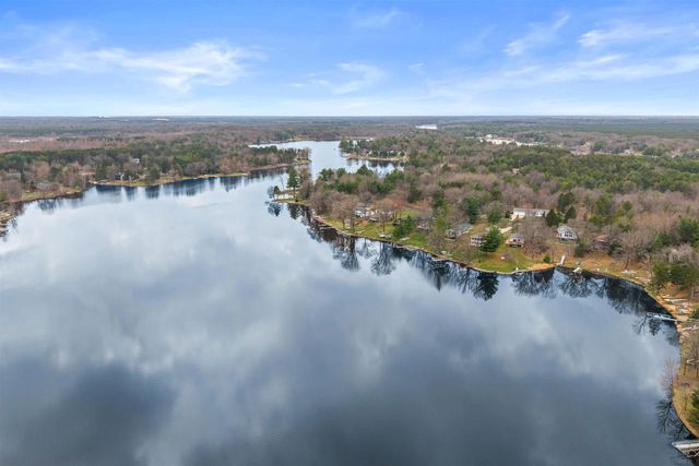 1037 S Archers Way, Nekoosa, WI 54457