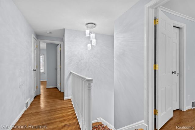 600 WESTWOOD Drive, Birmingham, MI 48009