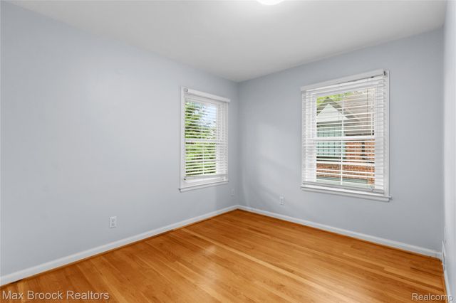 600 WESTWOOD Drive, Birmingham, MI 48009